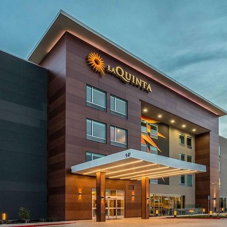 La Quinta Inn & Suites By Wyndham Galt Lodi North Exterior photo